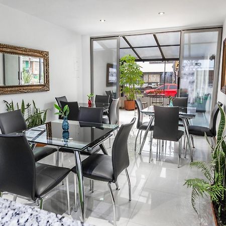 בוגוטה Hotel Casa Quinta Embajada מראה חיצוני תמונה
