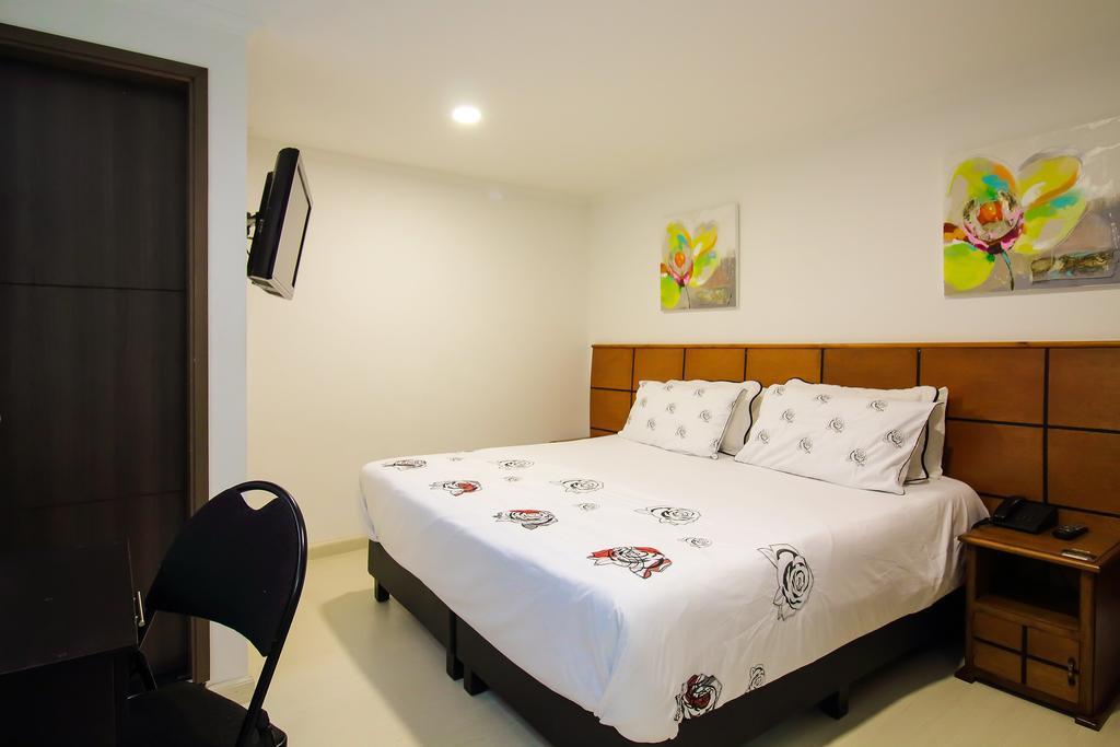 בוגוטה Hotel Casa Quinta Embajada מראה חיצוני תמונה